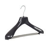 Jacken / Anzugbügel (gebogen) Kunststoff schwarz mit Schulterverbreiterung und anti-rutsch Hosensteg (2 mm Schaum) Jacken / Anzugbügel (gebogen) Kunststoff schwarz mit Schulterverbreiterung und anti-rutsch Hosensteg (2 mm Schaum)