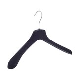 Jacken / Anzugbügel (gebogen) Kunststoff Samt schwarz mit Schulterverbreiterung Jacken / Anzugbügel (gebogen) Kunststoff Samt schwarz mit Schulterverbreiterung