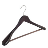 Jacken / Anzugbügel Buchenholz wenge gebeizt mit Schulterverbreiterung und anti-rutsch Hosensteg, 41 cm