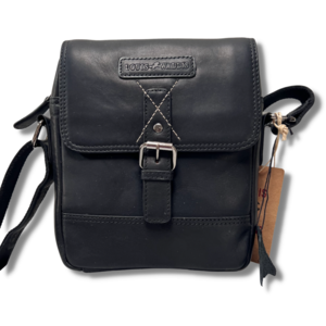 Lundholm Louis Wallis – Leren Schoudertas Heren Crossbody – Zwart Lundholm Louis Wallis – Leren Schoudertas Heren Crossbody – Zwart