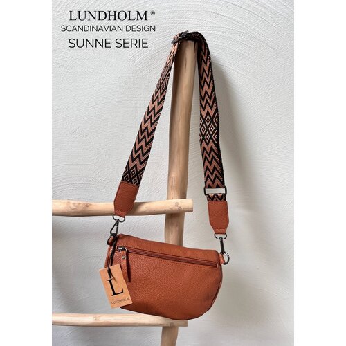 Lundholm Lundholm heuptasje dames - fanny pack dames festival tasje - cadeau voor vriendin - dubbele rits | Scandinavian Design - Sunne Serie Cognac Lundholm Lundholm heuptasje dames - fanny pack dames festival tasje - cadeau voor vriendin - dubbele rits | Scandinavian Design - Sunne Serie Cognac