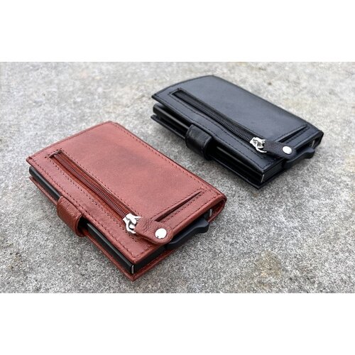 Lundholm Lundholm heren cadeau set brievenbus geschenkdoos - mannen cadeautjes leren pasjeshouder - RFID creditcardhouder safe - cadeau voor man - geschenk voor mannen - leren armband bieropener sleutelhanger luxe cadeau voor man - portefeuille zwart