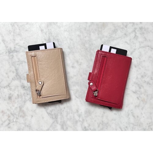 Lundholm Lundholm Pasjeshouder Rood - Cadeau set dames vrouwen cadeautjes set - cadeau voor vriendin - giftset geschenkdoos brievenbus cadeau - creditcardhouder onderzetters leer - Rood
