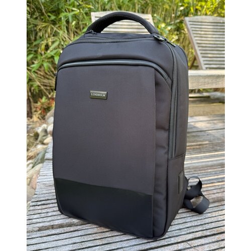 Lundholm Lundholm Luxe Rugtas laptoptas 22L - 15,6 Inch - Laptop Rugzak Heren Laptoptas Schooltas - Werktas Laptoptas 15.6 inch - Tas - Scandinavisch Design - Diep Zwart