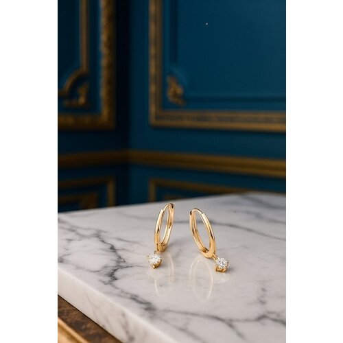 Lundholm Lundholm 925 Sterling Zilver Gold Plated Luxe Oorbellen Dames - Gouden Oorbellen Zirkonia Oorringen - Vrouwen Cadeautjes - Scandinavisch Design