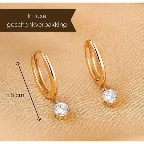 Lundholm Lundholm 925 Sterling Zilver Gold Plated Luxe Oorbellen Dames - Gouden Oorbellen Zirkonia Oorringen - Vrouwen Cadeautjes - Scandinavisch Design