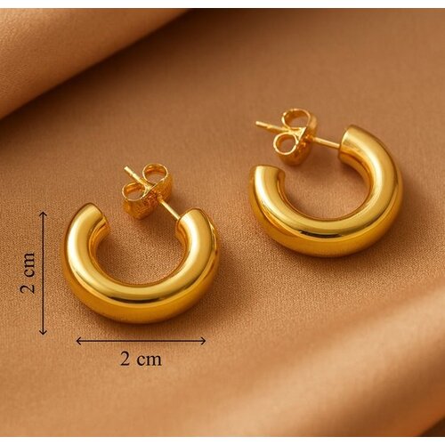 Lundholm Lundholm Ronde Holle Oorbellen Chunky 18K Gold Plated Premium Stainless Steel Allergievrij, Water resistant - Goudkleurig (2 x 2 cm) Geometrisch Design - Vrouwen Cadeautjes - Scandinavisch Design
