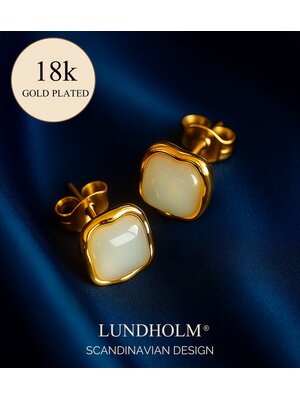 Lundholm Lundholm Oorknopjes Dames Goudkleurig – Premium Stainless Steel Gold PVD Plated – Vierkante Studs (8 x 8 mm)