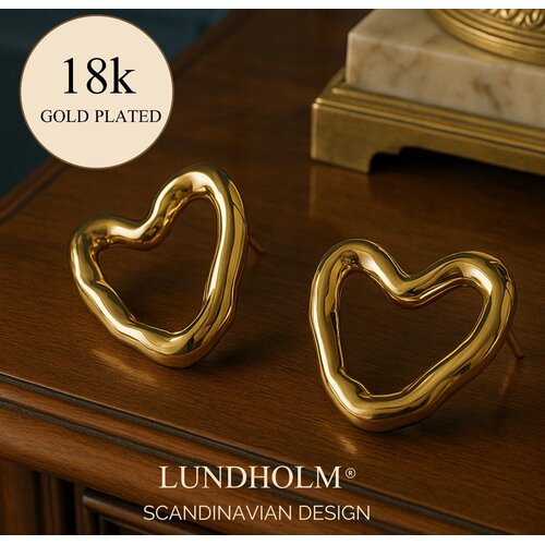 Lundholm Lundholm Oorbellen Hartjes - Geometrische Design Chunky - Premium Stainless Steel luxe Oorbellen Goudkleurig Gold Plated - vrouwen cadeautjes tip - in cadeau verpakking - Scandinavian Design