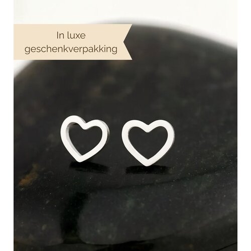 Lundholm Lundholm Kleine Oorknopjes Dames Goudkleurig Hart Sinterklaas Cadeautje Schoencadeautje Meisje - Premium Stainless Steel - Verguld - Subtiele Hartjes Oorbellen (0.75 x 0.65 cm) Lundholm Lundholm Kleine Oorknopjes Dames Goudkleurig Hart Sinterklaas Cadeautje Schoencadeautje Meisje - Premium Stainless Steel - Verguld - Subtiele Hartjes Oorbellen (0.75 x 0.65 cm)