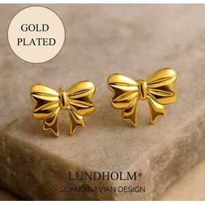 Lundholm Bow Stud Earrings 1.3 x 1 cm Lundholm Bow Stud Earrings 1.3 x 1 cm