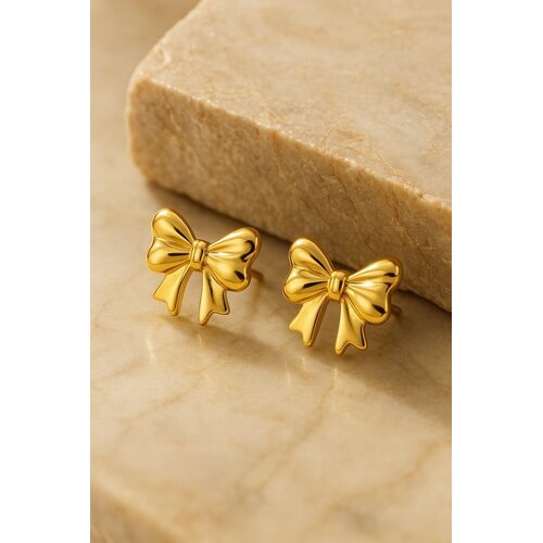 Lundholm Lundholm Oorknopjes Dames Strik - Premium Stainless Steel - Elegante Strik Oorbellen 1.3 x 1 cm - Luxe Geschenkverpakking Lundholm Lundholm Oorknopjes Dames Strik - Premium Stainless Steel - Elegante Strik Oorbellen 1.3 x 1 cm - Luxe Geschenkverpakking