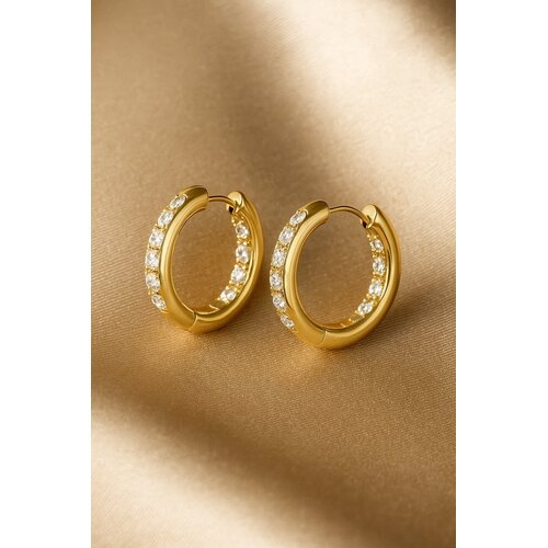 Lundholm Lundholm Gold Plated Luxe Oorbellen Dames Allergievrij - Oorringen Zirkonia Steentjes - Premium Stainless Steel Waterproof & Hypoallergeen - Vrouwen Cadeautjes kerst kadootje - Scandinavisch Design