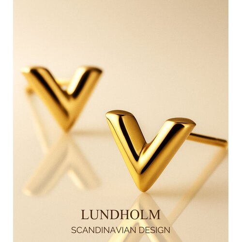 Lundholm Lundholm Oorknopjes Dames Goudkleurig - Premium Stainless Steel Gold Plated - Kleine Oorbelletjes Studs V Shape - Vrouwen Cadeautjes Kerst Sint - Luxe Geschenkverpakking