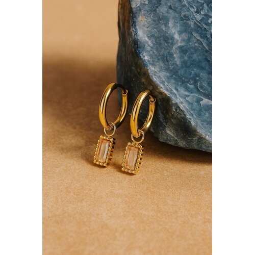 Lundholm Lundholm Oorringen Dames Goudkleurig met Champagne Zirkonia - Premium Stainless Steel Gold Plated - Luxe Oorbellen (2 cm) - Elegant & Classy - Luxe Geschenkverpakking Lundholm Lundholm Oorringen Dames Goudkleurig met Champagne Zirkonia - Premium Stainless Steel Gold Plated - Luxe Oorbellen (2 cm) - Elegant & Classy - Luxe Geschenkverpakking