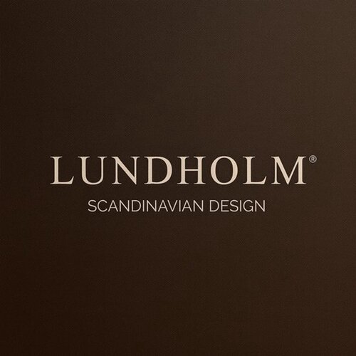 Lundholm Lundholm Oorknopjes Dames Vlinder - Premium Stainless Steel Gold Plated - Oorbellen Goudkleurig Klein - Kerstcadeautje voor haar, vrouwen cadeautjes tip - Scandinavisch Design