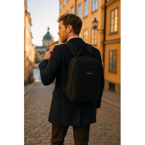 Lundholm Lundholm Luxe Rugtas laptoptas 22L - 15,6 Inch - Laptop Rugzak Heren Laptoptas Schooltas - Werktas Laptoptas 15.6 inch - Tas - Scandinavisch Design - Diep Zwart