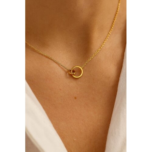 Lundholm Lundholm Ketting Dames Goudkleurig – Premium Stainless Steel – Verbonden Ringen Hanger – 39 + 5 cm – Subtiel & Elegant – Luxe Geschenkverpakking Lundholm Lundholm Ketting Dames Goudkleurig – Premium Stainless Steel – Verbonden Ringen Hanger – 39 + 5 cm – Subtiel & Elegant – Luxe Geschenkverpakking