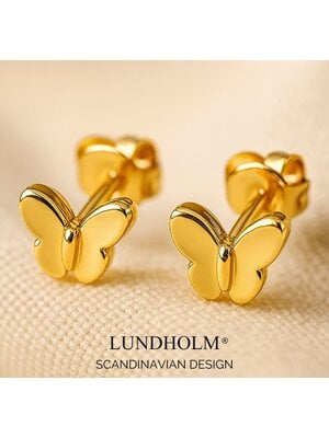 Lundholm Lundholm Oorknopjes Meisjes Vlinder Gold Plated - Premium Stainless Steel - Kleine Goudkleurige / Zilverkleurige Oorbellen (0.6 cm) - Cadeautje Meisje- Luxe Geschenkverpakking Lundholm Lundholm Oorknopjes Meisjes Vlinder Gold Plated - Premium Stainless Steel - Kleine Goudkleurige / Zilverkleurige Oorbellen (0.6 cm) - Cadeautje Meisje- Luxe Geschenkverpakking
