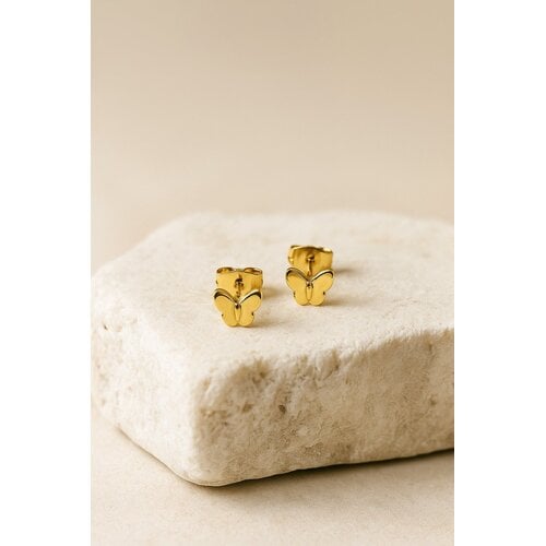 Lundholm Lundholm Oorknopjes Meisjes Vlinder Gold Plated - Premium Stainless Steel - Kleine Goudkleurige / Zilverkleurige Oorbellen (0.6 cm) - Cadeautje Meisje- Luxe Geschenkverpakking Lundholm Lundholm Oorknopjes Meisjes Vlinder Gold Plated - Premium Stainless Steel - Kleine Goudkleurige / Zilverkleurige Oorbellen (0.6 cm) - Cadeautje Meisje- Luxe Geschenkverpakking