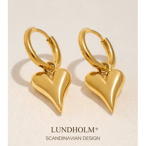 Lundholm Lundholm Luxe Oorringen Dames – Premium Stainless Steel Jewellery Gold Plated – Oorbellen met Hartjes Hanger (2,8 × 1,6 cm)  - Saltrup Serie