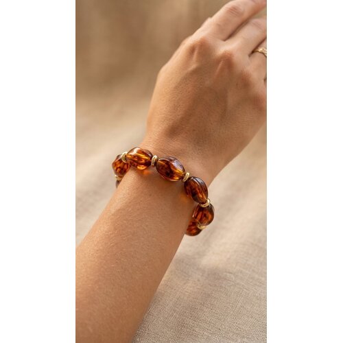 Lundholm Lundholm Mace armband dames bruin – acryl kralen statement armband elastisch – premium stainless steel PVD gold plated details – Mace serie – Scandinavisch design – sieraden cadeau voor haar