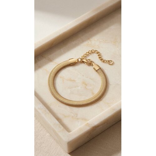 Lundholm Lundholm Danielle armband dames goudkleurig – snake chain armband 16,5 cm – premium stainless steel 2.5 micron PVD gold plated – Danielle serie – Scandinavisch design – sieraden cadeau voor haar