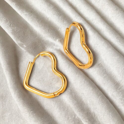 Lundholm Lundholm Leonore oorbellen dames goudkleurig – 2,6 cm – hypoallergeen – Leonore serie – Scandinavisch design – sieraden cadeau voor haar