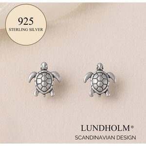 Lundholm Luxe 925 Zilveren Schildpad Studs - Oorbellen Meisje - Luxe Oorknopjes Lundholm Luxe 925 Zilveren Schildpad Studs - Oorbellen Meisje - Luxe Oorknopjes