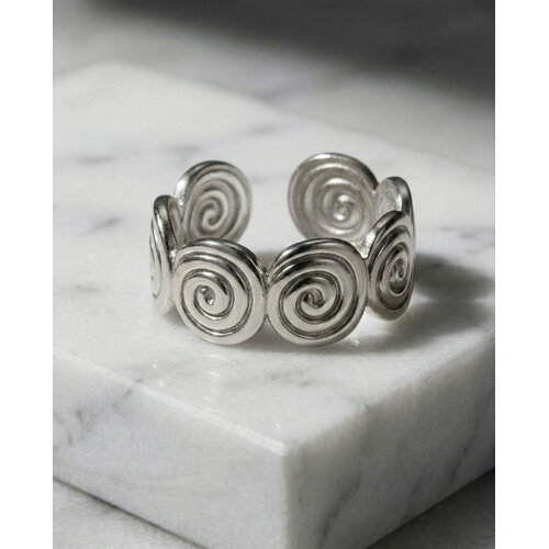 Lundholm Lundholm Merel ring dames goudkleurig – premium stainless steel 2.5 micron PVD gold plated waterproof hypoallergeen – Merel serie – Scandinavisch design – sieraden cadeau voor haar