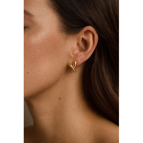 Lundholm Lundholm Elina oorbellen dames goudkleurig – 1,8 x 1,1 cm – premium stainless steel 2.5 micron PVD gold plated – Elina serie – Scandinavisch design – sieraden cadeau voor haar