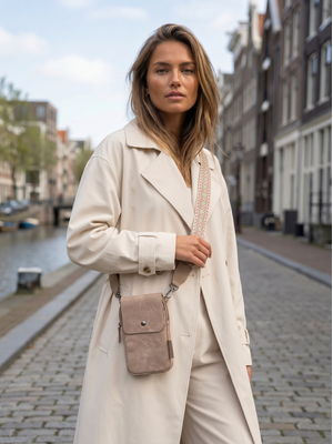 Lundholm Lundholm telefoontasje dames crossbody Taupe - schoudertasje dames crossbody - tas dames schoudertas - cadeau voor vriendin | Scandinavisch Design - Sauda Serie
