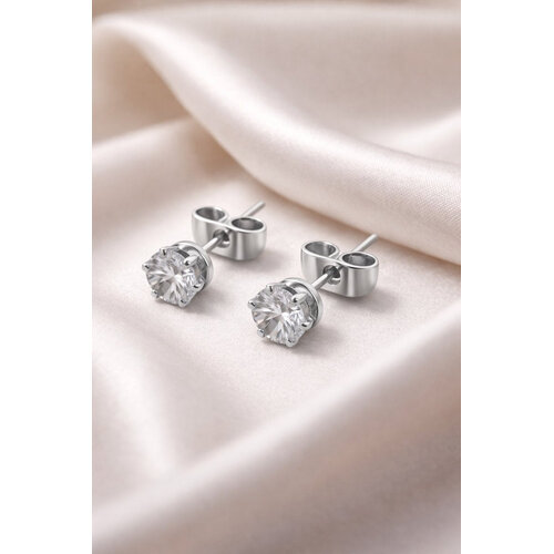 Lundholm Nikki - Oorbellen - Stainless Steel - Zirkonia - Silver