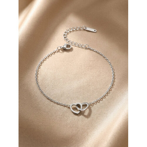 Lundholm Lundholm luxe Armband Dames goud kleurig Hartjes - Liefde Armband Sieraad Cadeau - Premium Stainless Steel Jewellery - love bracelet - gouden Schakelarmband - My Alice Serie - in luxe Geschenkverpakking - Vrouwen Cadeautjes