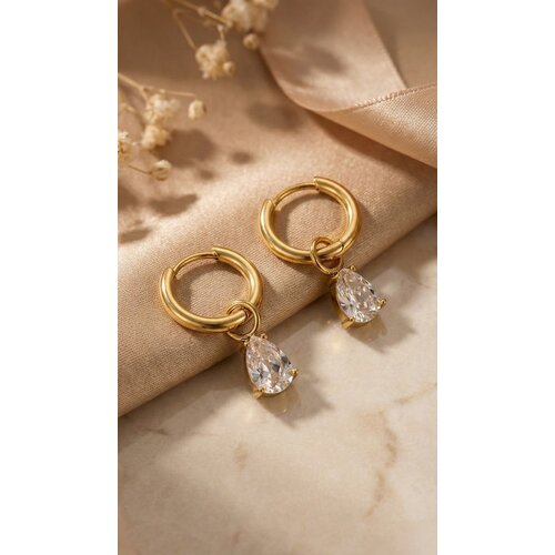 Lundholm Lundholm Oorbellen Dames - Premium Stainless Steel - Gold Plated Oorbellen Statement Oorstekers - Scandinavisch Design