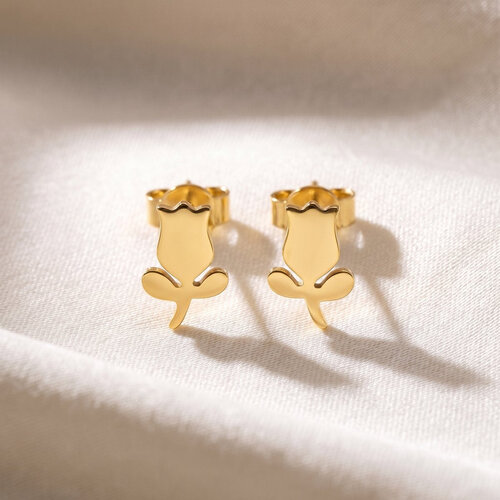 Lundholm Luxe Oorbellen Dames Rose Goud Kleurig - Tulpen Design - Kleine Studs Bloemetje Rosegoud - Waterproof & Hypoallergeen - Fiene Serie - Cadeautje voor haar