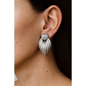 Lundholm Estelle – Large Statement Stud Earrings – Silver-Tone