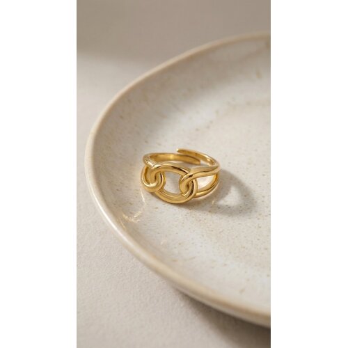 Lundholm Lundholm Ring Dames Goudkleurig - ringen dames - Leona Serie - Scandinavisch Design