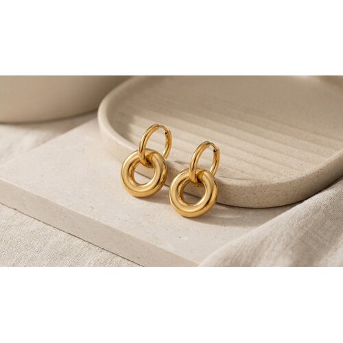 Lundholm Lundholm Luxe Oorbellen Dames Goudkleurig - Premium Stainless Steel PVD Plated - Nina Serie - Scandinavisch Design