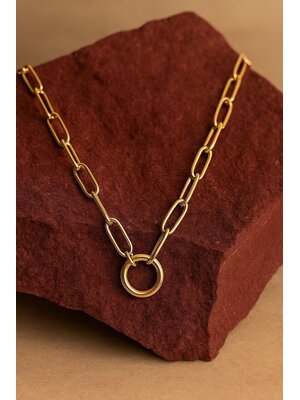 Lundholm Lundholm Ketting Dames Goudkleurig - Premium Stainless Steel - Schakel Ketting Goud - Paperclip Schakelketting 50 + 5 cm met Rond Bedelring voor Hanger Goud Verguld - Elegant & Tijdloos - Elva Serie - uitermate geschikt om cadeau te geven Lundholm Lundholm Ketting Dames Goudkleurig - Premium Stainless Steel - Schakel Ketting Goud - Paperclip Schakelketting 50 + 5 cm met Rond Bedelring voor Hanger Goud Verguld - Elegant & Tijdloos - Elva Serie - uitermate geschikt om cadeau te geven