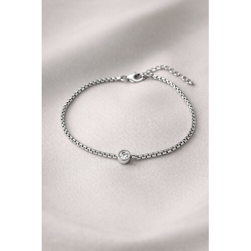 Lundholm Lundholm Luxe Premium Stainless Steel Jewellery Gold Plated Goud kleurige Armband Dames Minimalistisch met Zirkonia - Vrouwen Cadeautjes tip afscheid bedankt cadeau Moederdag cadeautjes My Anah Serie - Scandinavisch Design