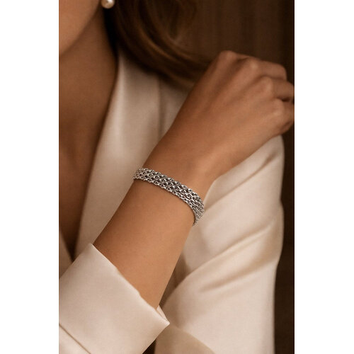 Lundholm Lundholm Luxe Premium Stainless Steel Jewellery Zilver Kleurige Armband Dames Minimalistisch Schakel - Vrouwen Cadeautjes Cadeau Moederdag Cadeautjes - My Yara Serie - Scandinavisch Design