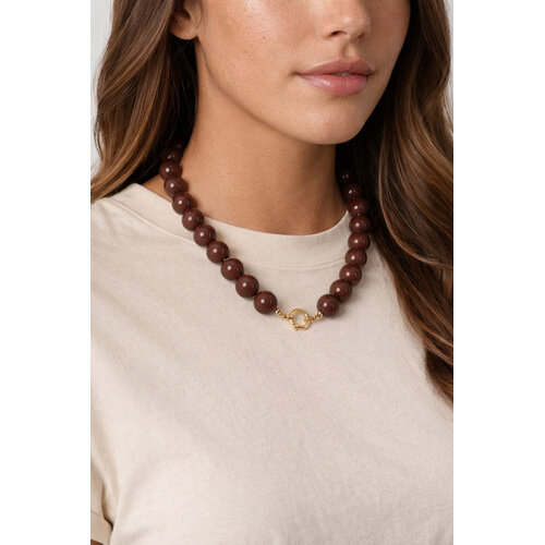 Lundholm Lundholm Luxe Kralen Ketting Dames Bruin Bedelketting – Premium Stainless Steel Jewellery Gold Plated Kralenketting 15 mm Kralen – 46 cm – Met Bedel-sluiting - My Helsinki Serie – uitermate geschikt om cadeau te geven