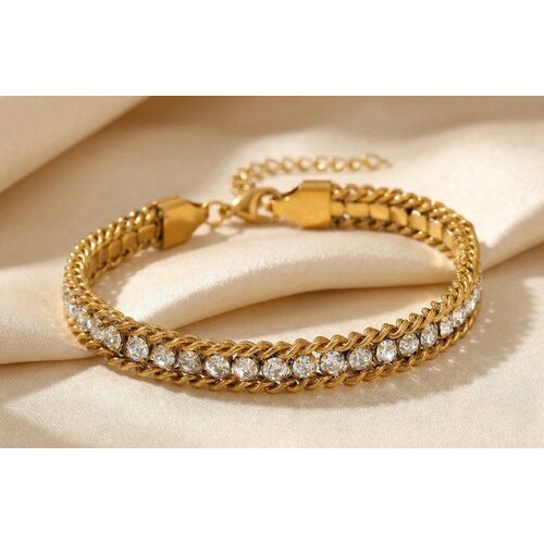 Lundholm Lundholm Iza Armband Dames Goud Kleurig – Premium Stainless Steel 2.5 Micron PVD Gold Plated – Goudkleurige Schakel Armband met Zirkonia Steentjes – 17 + 5 cm – 6 mm – Scandinavisch Design