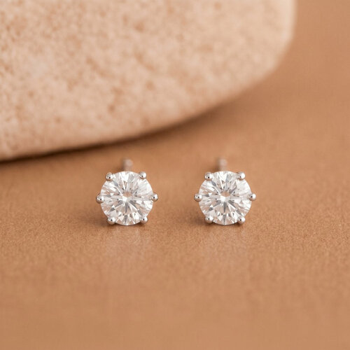 Lundholm Lundholm Nikki Zirkonia Studs Oorbellen 3 mm – Kleine Oorknopjes Dames Goudkleurig / Zilverkleurig – Premium Stainless Steel – Tweede Gaatje Oorbellen – Vrouwen Cadeautjes – Nikki Serie Lundholm Lundholm Nikki Zirkonia Studs Oorbellen 3 mm – Kleine Oorknopjes Dames Goudkleurig / Zilverkleurig – Premium Stainless Steel – Tweede Gaatje Oorbellen – Vrouwen Cadeautjes – Nikki Serie