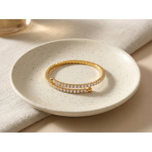 Lundholm Lundholm Yael Armband Dames Goudkleurig met Zirkonia Steentjes – Bangle Tennis Armband – Premium Stainless Steel Gold Plated – Cadeau voor Vrouw – Bedankt Afscheid Cadeautjes Vrouw – Scandinavisch Design Lundholm Lundholm Yael Armband Dames Goudkleurig met Zirkonia Steentjes – Bangle Tennis Armband – Premium Stainless Steel Gold Plated – Cadeau voor Vrouw – Bedankt Afscheid Cadeautjes Vrouw – Scandinavisch Design