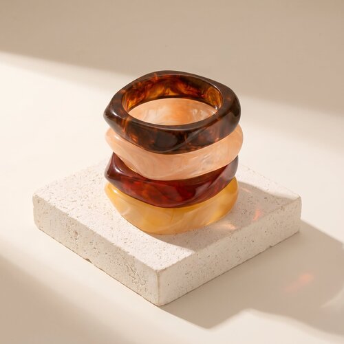 Lundholm Lundholm Fleur Armband Dames – Statement Bangle met Marmerlook – Grote Hars Armband Lichtroze / Bruin / Roodbruin / Honinggeel – Retro Dames Armband – Trendy Fashion Armband – Scandinavisch Design – Cadeau voor Vriendin of Haar Lundholm Lundholm Fleur Armband Dames – Statement Bangle met Marmerlook – Grote Hars Armband Lichtroze / Bruin / Roodbruin / Honinggeel – Retro Dames Armband – Trendy Fashion Armband – Scandinavisch Design – Cadeau voor Vriendin of Haar