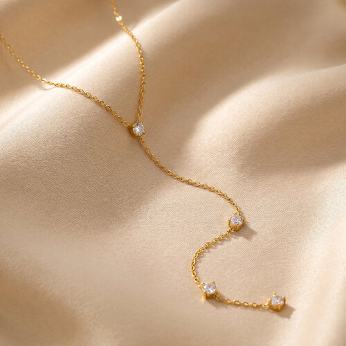 Lundholm Lundholm Naomi Ketting Dames Goudkleurig – Premium Stainless Steel Jewellery met Zirkonia Steentjes – Lange Ketting Dames – 50 cm + Verlengstuk – Cadeautje voor Haar – Naomi Serie – Scandinavisch Design Lundholm Lundholm Naomi Ketting Dames Goudkleurig – Premium Stainless Steel Jewellery met Zirkonia Steentjes – Lange Ketting Dames – 50 cm + Verlengstuk – Cadeautje voor Haar – Naomi Serie – Scandinavisch Design