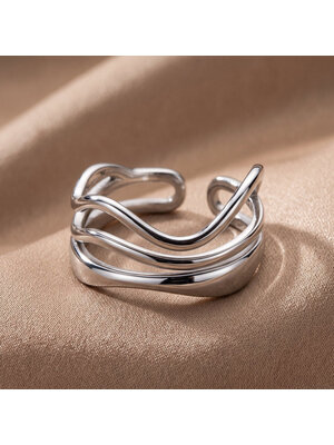 Lundholm Phoenix – Verstelbare Ring Gelaagd Waves Design – Zilverkleurig Lundholm Phoenix – Verstelbare Ring Gelaagd Waves Design – Zilverkleurig
