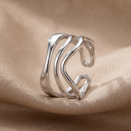 Lundholm Lundholm Phoenix Ring Dames Zilverkleurig – Verstelbare Statement Ringen Dames Zilver – Premium Stainless Steel – Gelaagd Open Design Waves – One Size – Waterproof & Hypoallergeen – Scandinavisch Design Lundholm Lundholm Phoenix Ring Dames Zilverkleurig – Verstelbare Statement Ringen Dames Zilver – Premium Stainless Steel – Gelaagd Open Design Waves – One Size – Waterproof & Hypoallergeen – Scandinavisch Design